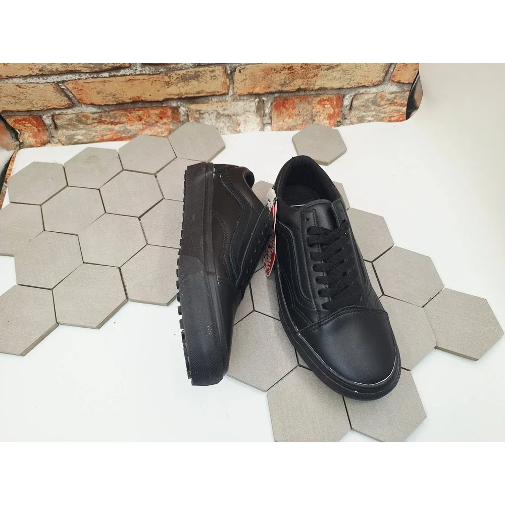 Vans description up